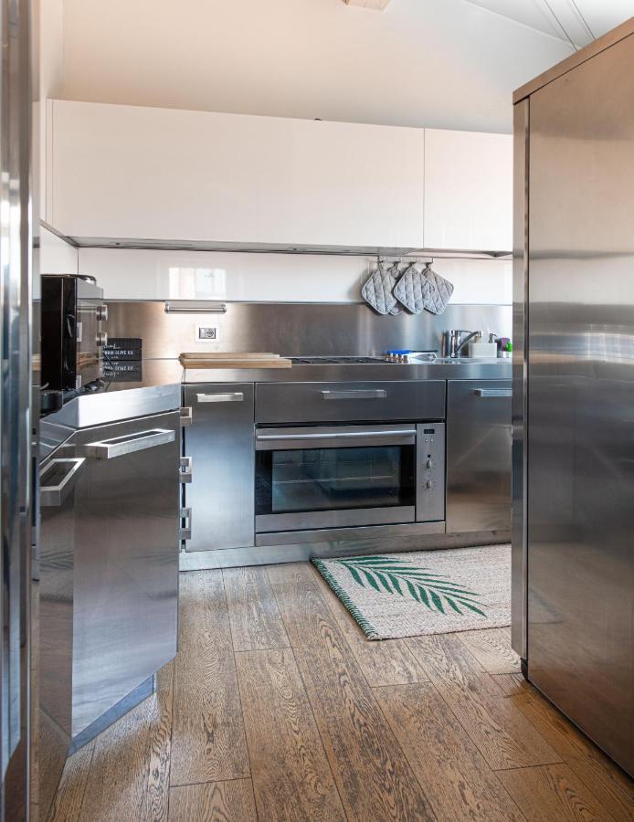 Stunning Top Floor Flat In The Heart Of Verona Exterior photo